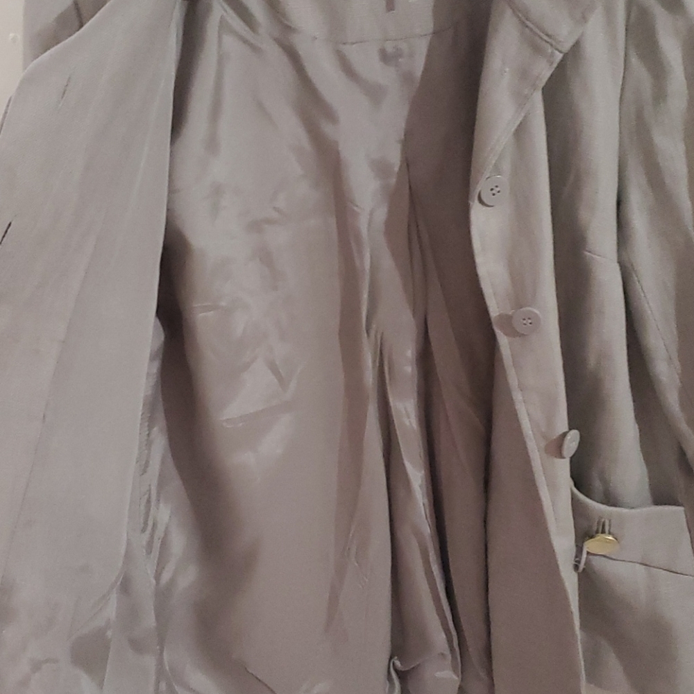 Jacket - Picture 5 of 6